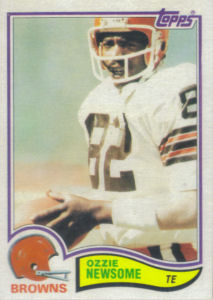 Ozzie Newsome 1982 Topps #67 football card